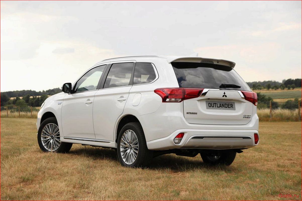 mitsubishi, outlander, 2018-2019, обзор, цены