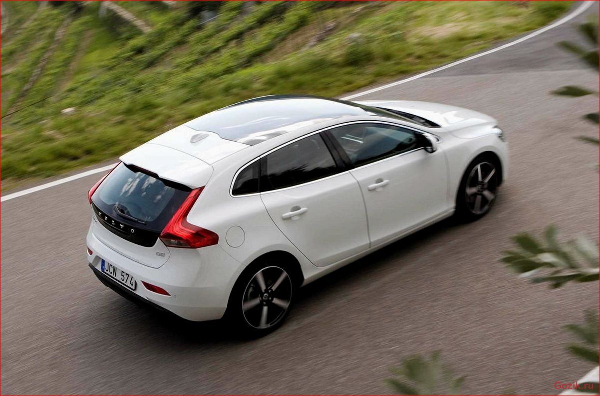 Volvo расширил силовую линейку хэтчбека V40 volvo, расширил, силовую, линейку, хэтчбека