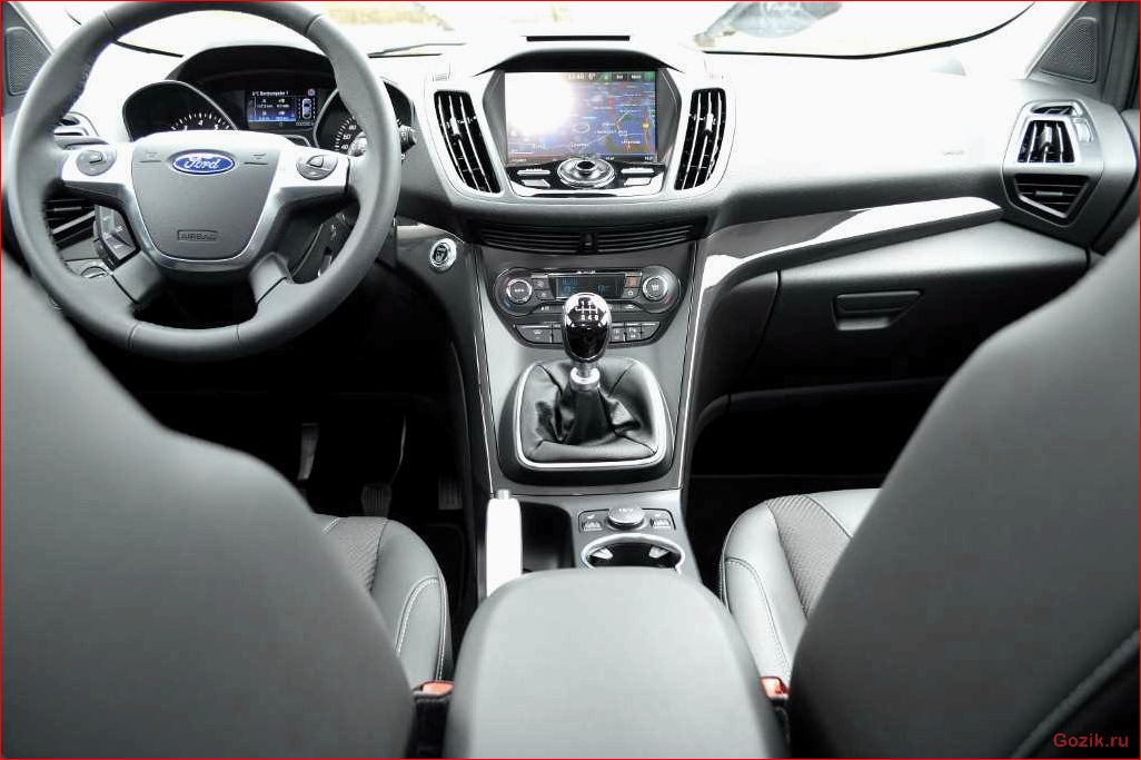 Представлены российские варианты комплектации автомобиля Ford Kuga представлены, российские, варианты, комплектации, автомобиля