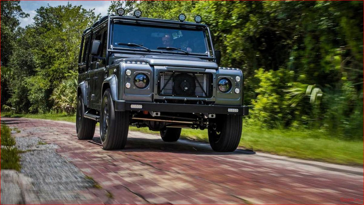 электрический, land, rover, defender, едет